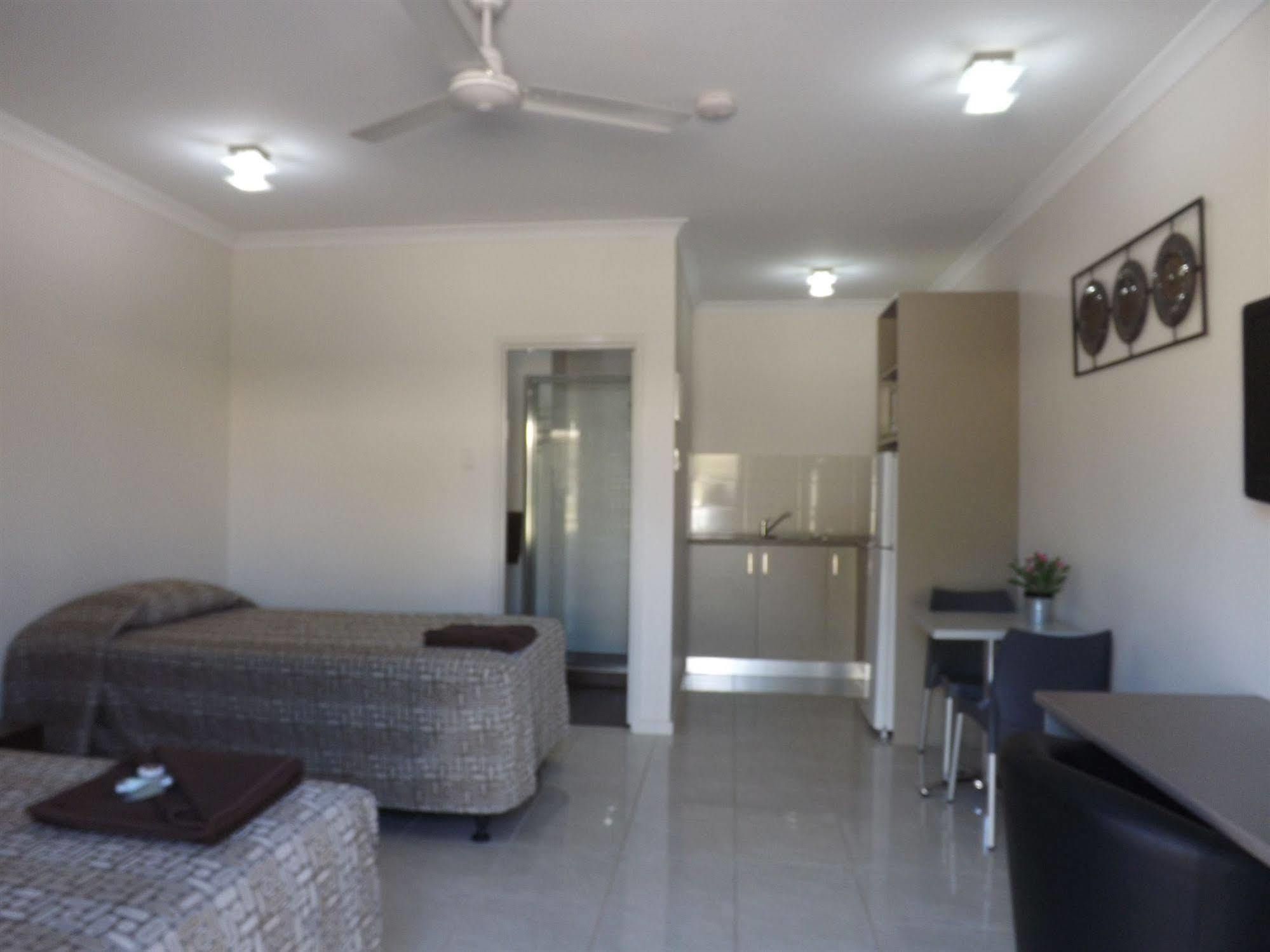 Derby Lodge Motel Εξωτερικό φωτογραφία